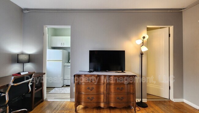 Foto del edificio - 1258 10th St N