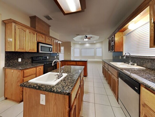 Foto del edificio - *No Application Fee* *$500 off First Month...