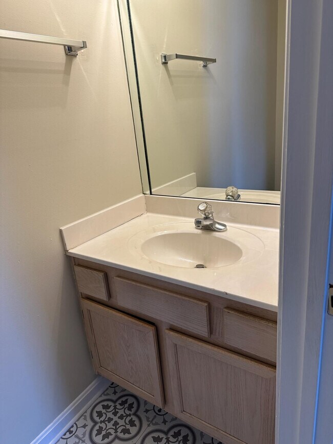 Foto del edificio - 3853 Sugar Creek Dr