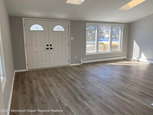 Foto del edificio - 52 Lasatta Ave