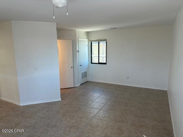 Foto del edificio - 4114 Holiday Dr