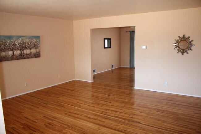 Foto del edificio - 3508 Piermont Dr NE