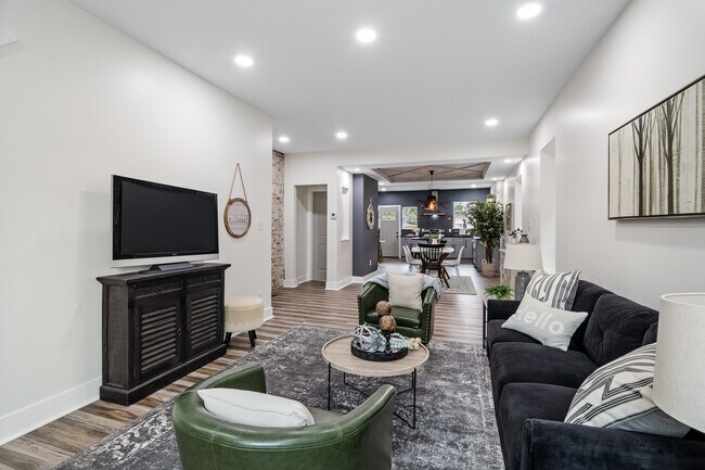 Foto del edificio - 3316 Sidney St