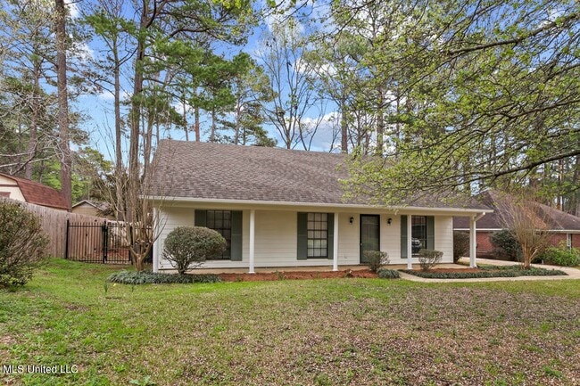 Building Photo - 605 Twin Harbor Pl