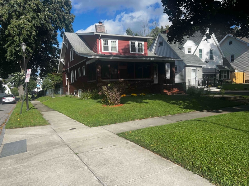 Primary Photo - 786 Genesee Park Blvd