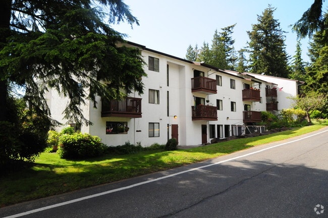 Building Photo - Plaza 44 Apartments