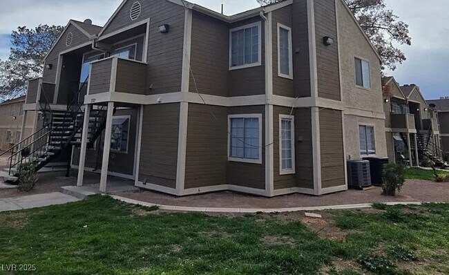 Building Photo - 2722 Alicialynn Way