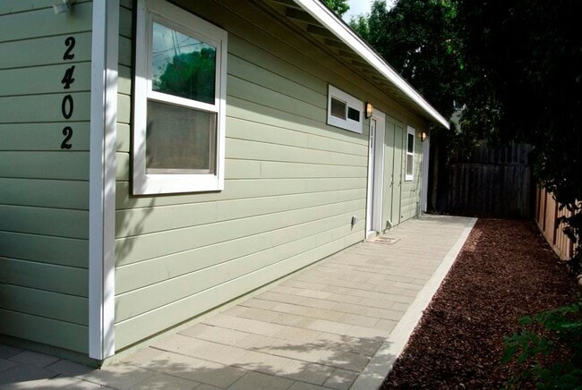 Building Photo - STUDIO ADU near Carlsbad Lagoon~ Buena Vista