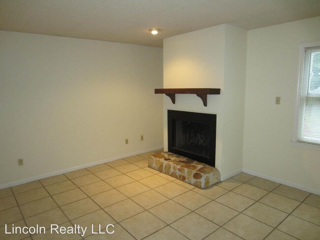 Building Photo - 3104 Sundance Cir
