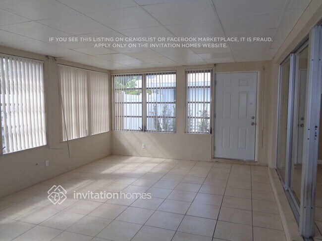 Foto del edificio - 1930 NE 59th Pl