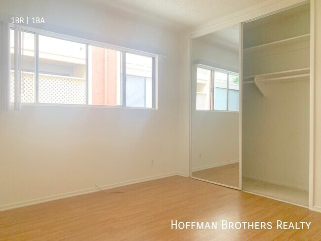 Foto del edificio - 2309 S Bentley Ave