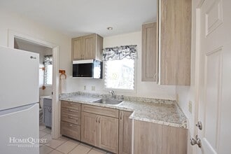 Building Photo - 545 Punaa St