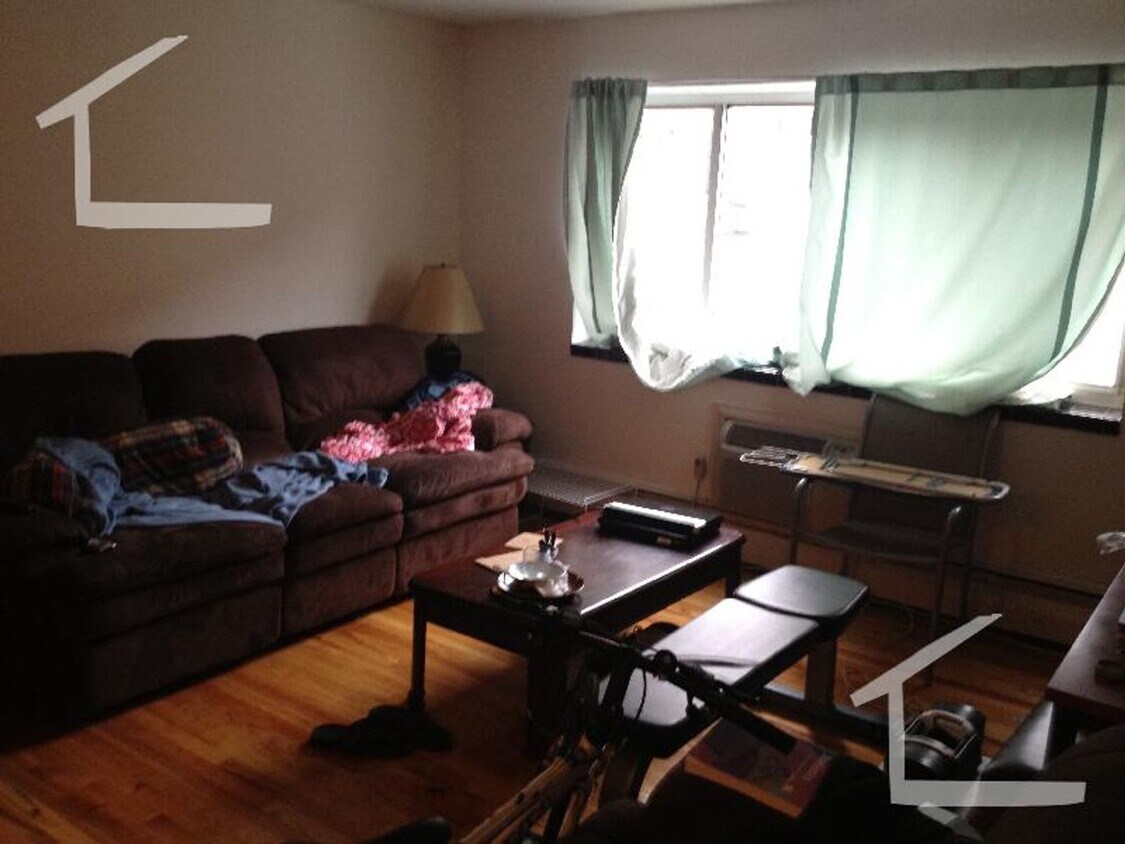 Foto del edificio - 2 Bedroom- Great Location