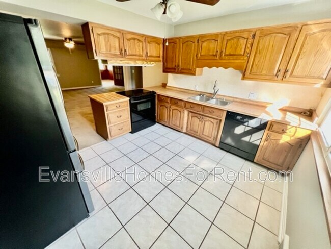 Foto del edificio - 4624 New Harmony Rd