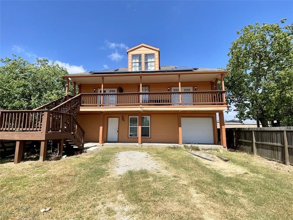 822 6th St Unit B, San Leon, TX 77539 Room for Rent in San Leon, TX