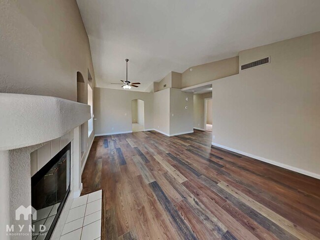 Building Photo - 3829 Intermezzo Way