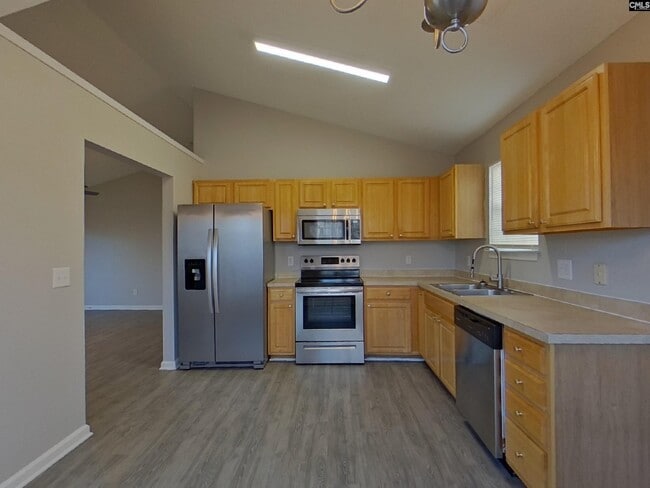 Foto del edificio - 255 Legend Oaks Dr