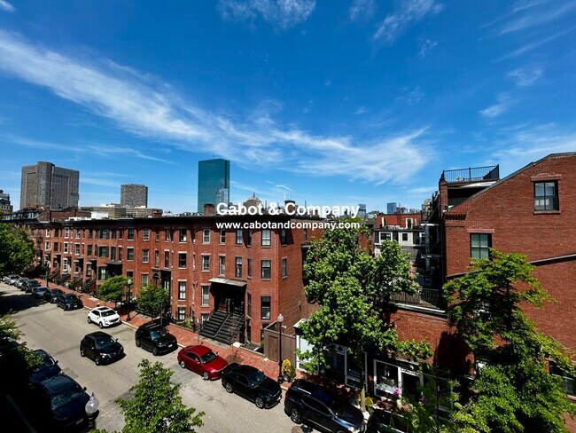 Building Photo - 671 Tremont St