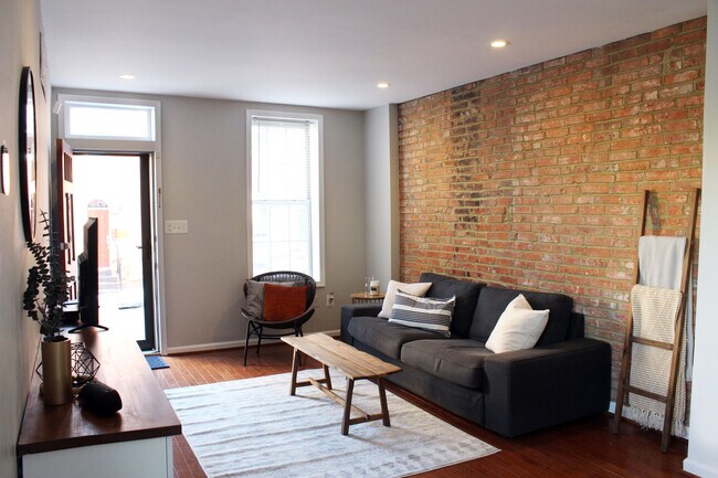 Foto del edificio - 416 E Gittings St.