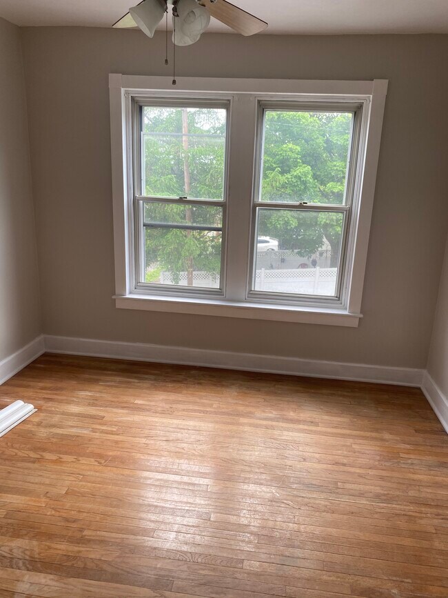 556 S 18 1/2 St, Reading, PA 19606 House Rental in Reading, PA