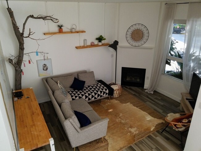 Foto del edificio - Little Italy 2bed Townhouse, Wait, how cut...