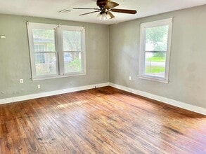 Building Photo - 5812 Beechwood Dr