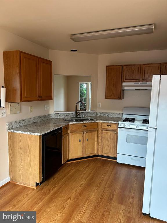 Building Photo - 206 Arcadia Shores Cir