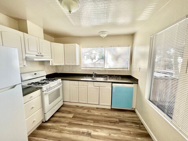 Foto del edificio - 355 Parkview Terrace