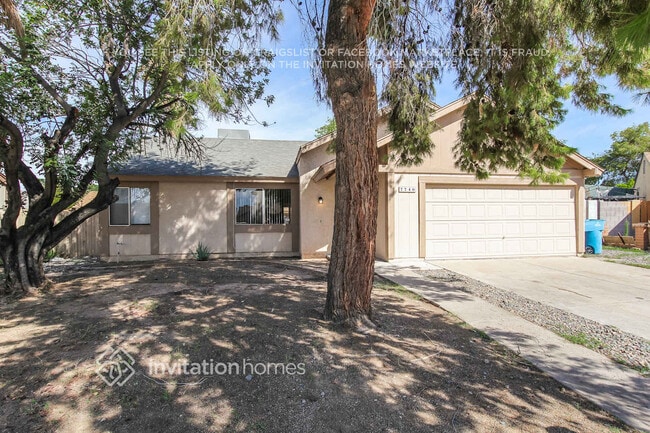 Building Photo - 7740 W Meadowbrook Ave