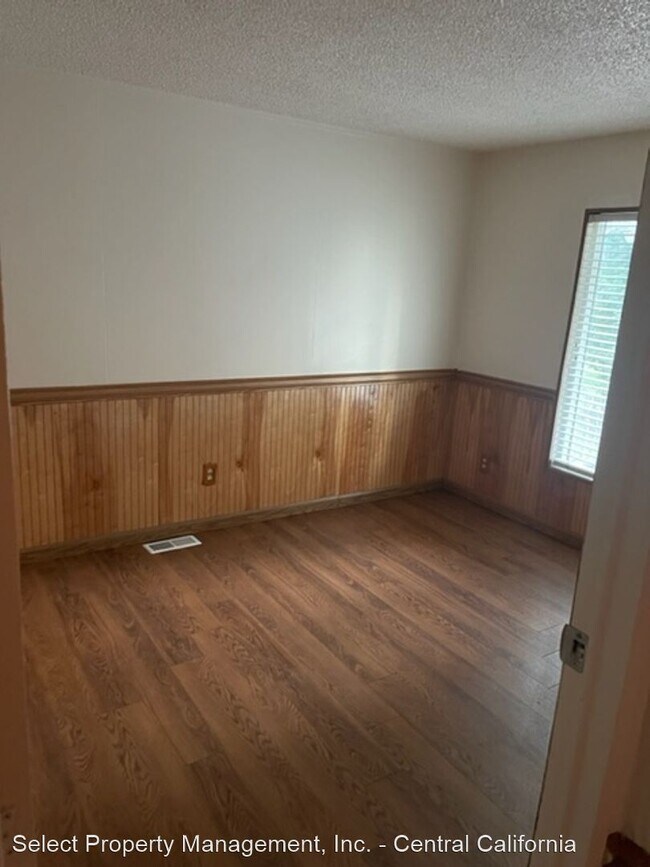Building Photo - 2 br, 2 bath House - 10518 Rodden Rd.