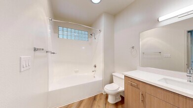 Interior Photo - Tierra del Rey