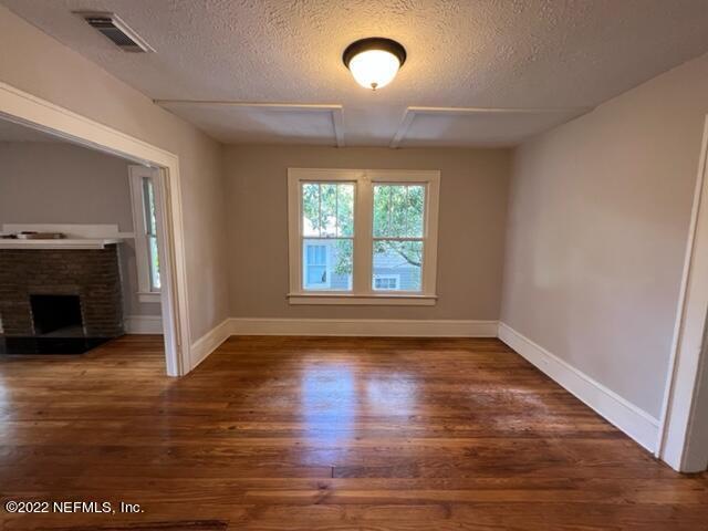 Building Photo - 2561 Rosselle St