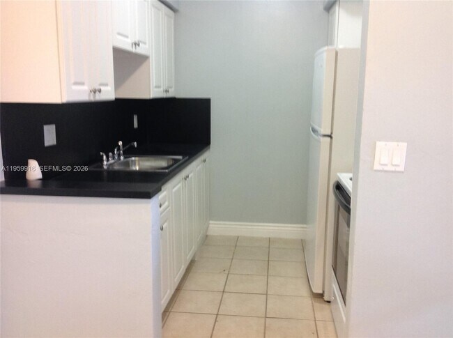 Foto del edificio - 280 SW 11th Ave