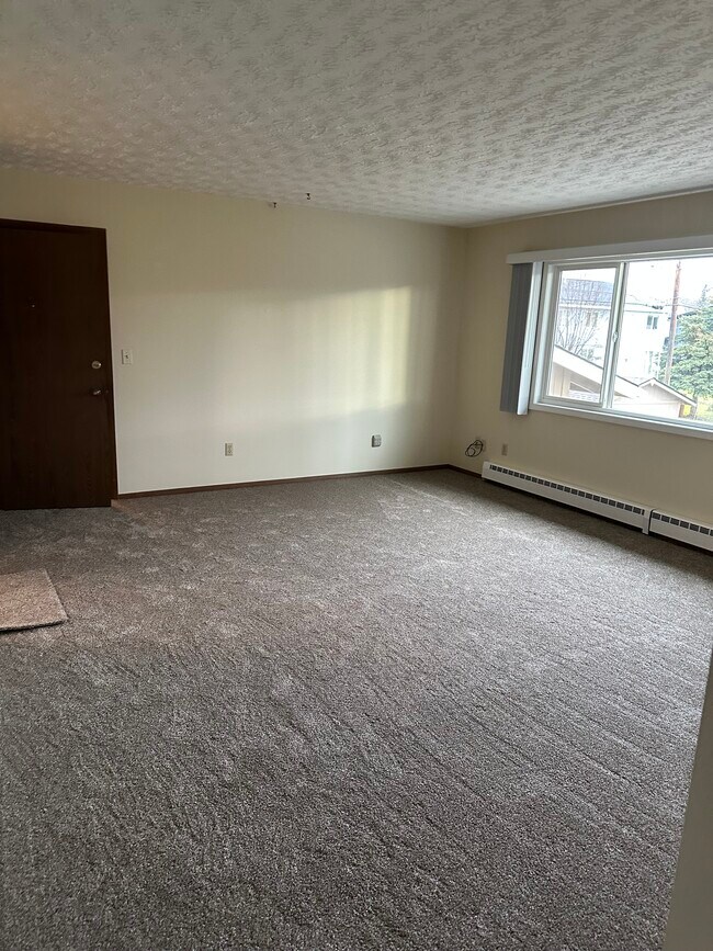 Foto del edificio - 6511 E 8th Ave