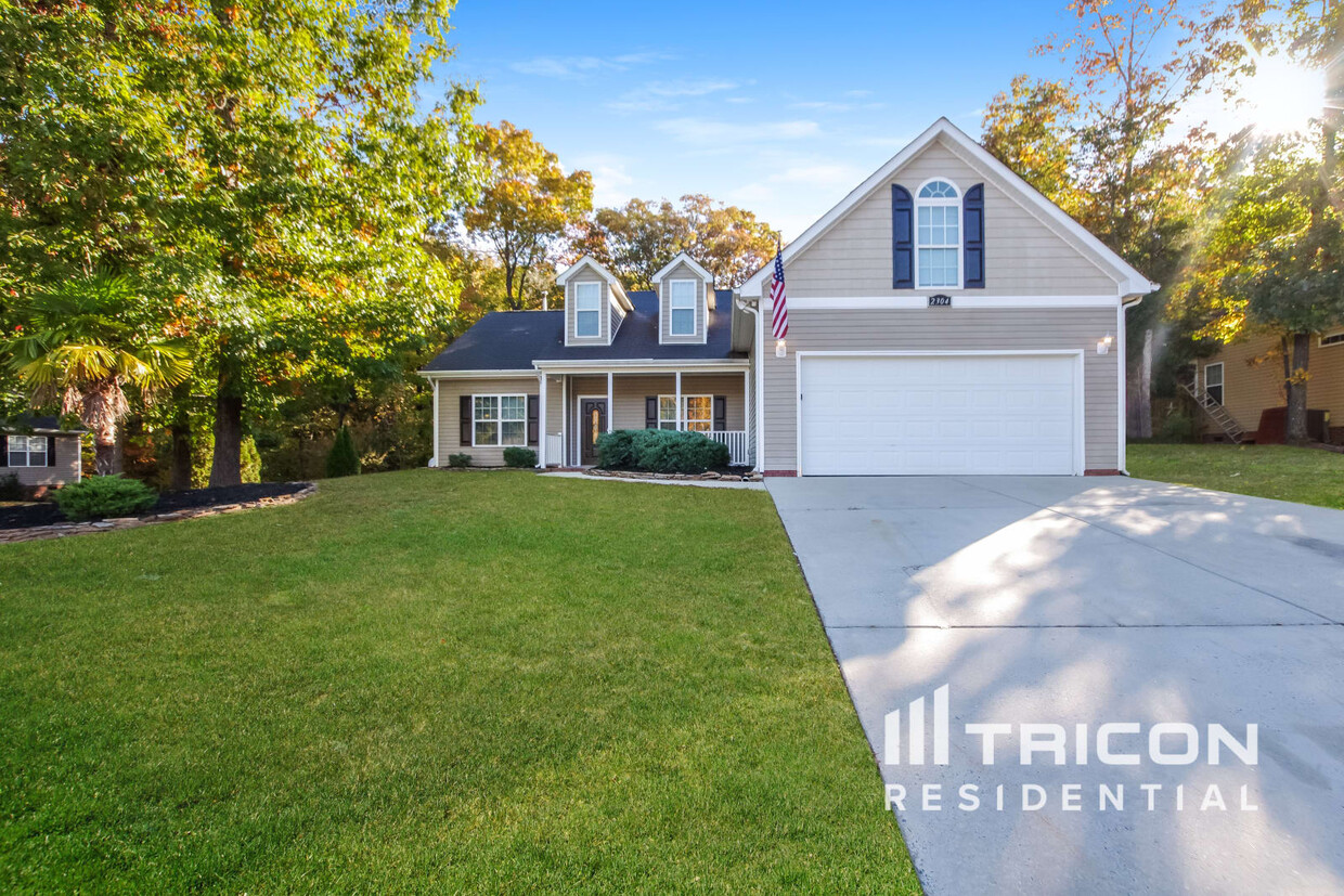 Foto principal - 2304 Larkspur Lane Wingate NC