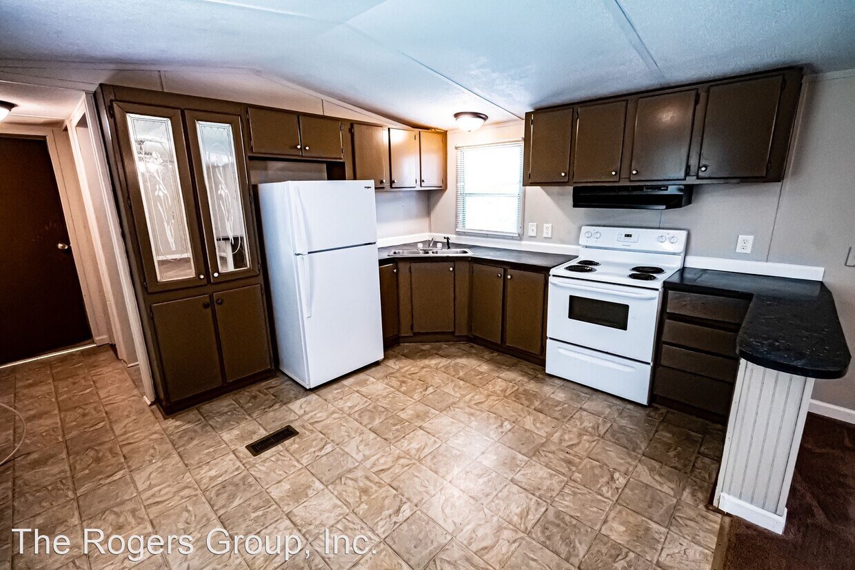 Primary Photo - 3 br, 2 bath House - 144 Woodway Dr