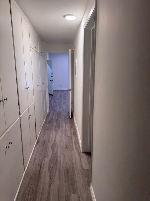 Foto del edificio - 245 N Almont Dr