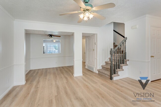 Building Photo - 144 N 1120 E