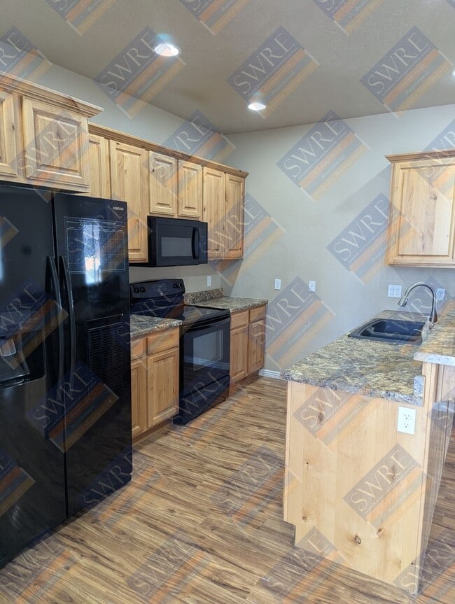 Building Photo - 3913 Goshawk Dr