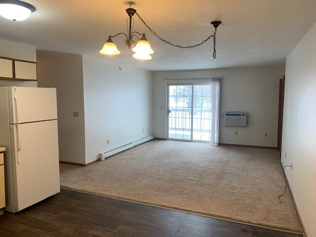 Building Photo - 1528 S Wasson Ln