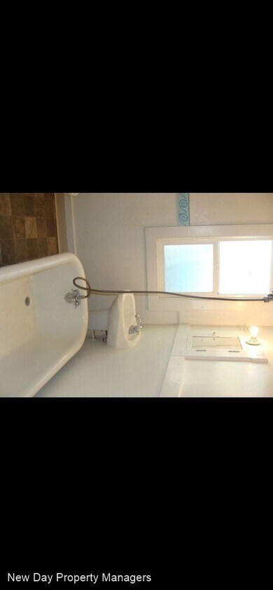 Foto principal - 2 br, 1 bath House - 613 13th Street North