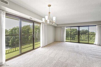 Building Photo - 12550 Lake Ave