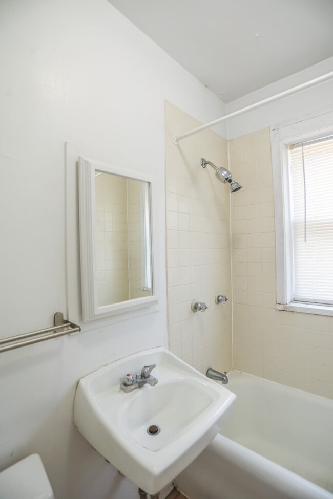 Foto del edificio - 4250 N Francisco Ave