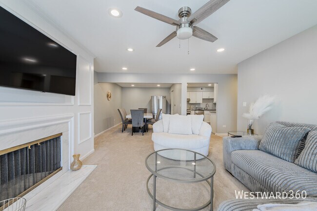 Foto del edificio - 5601 Carriage Way Dr