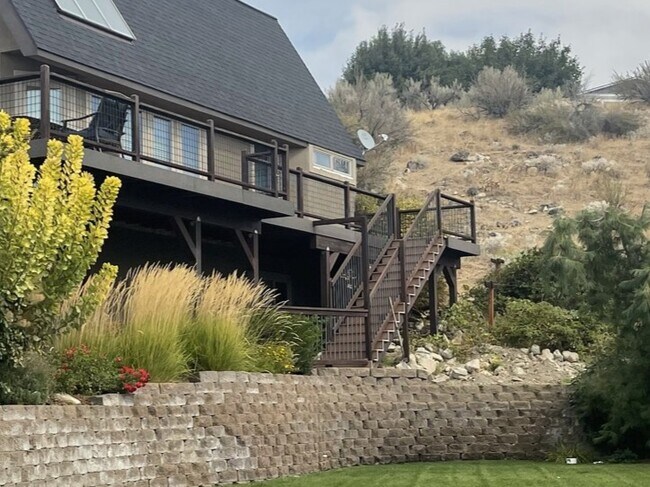 Foto del edificio - 308 Butte Rd