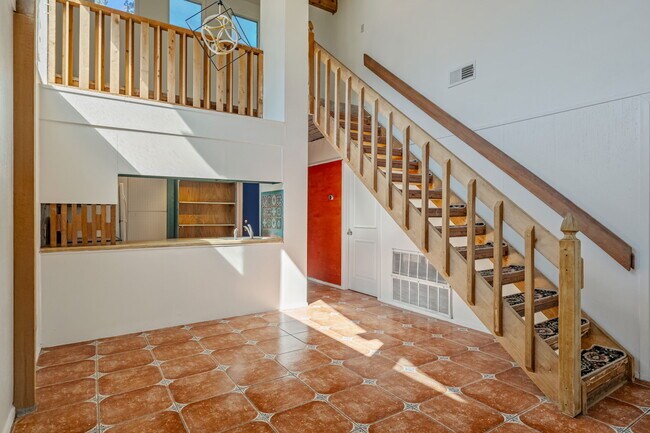 Foto del edificio - 302 Venture Blvd S