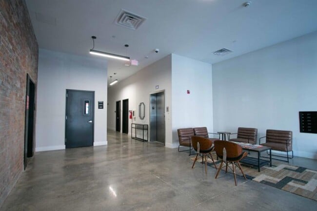 Building Photo - 520 Palisade Ave