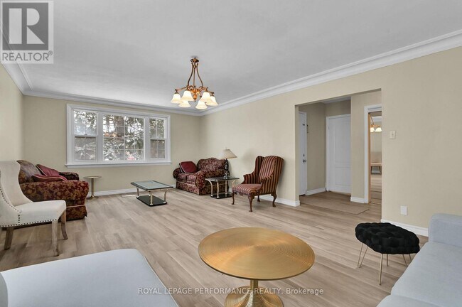 Photo du bâtiment - 474 Vernon Ave