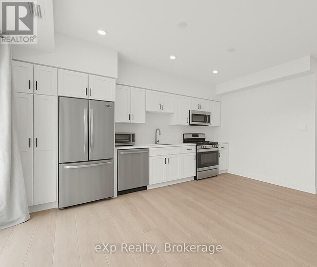 Building Photo - 824 Woolwich St