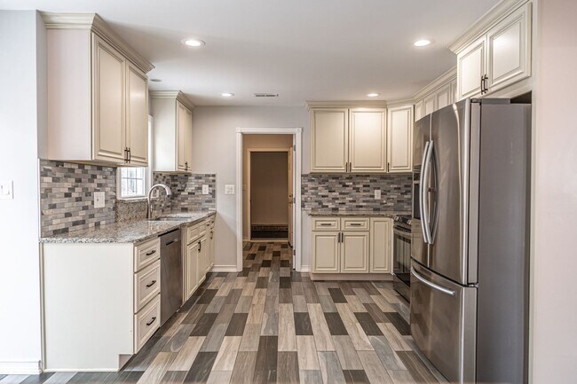 Foto del edificio - Beautiful - Well maintained spacious home ...